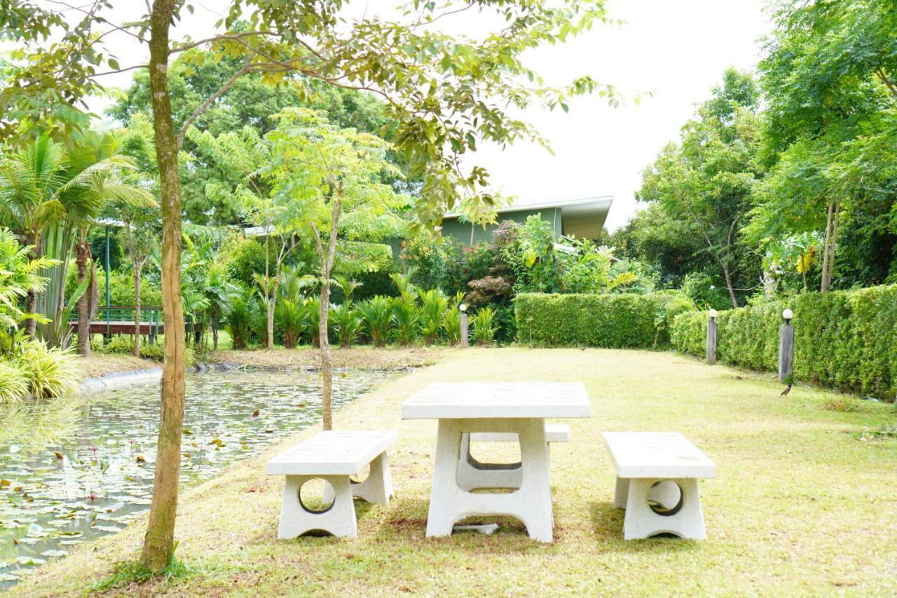 Green Two Resort Chanthaburi Exteriör bild