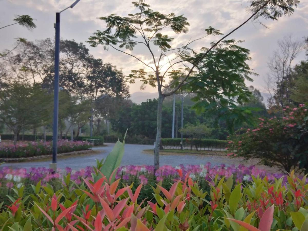 Green Two Resort Chanthaburi Exteriör bild